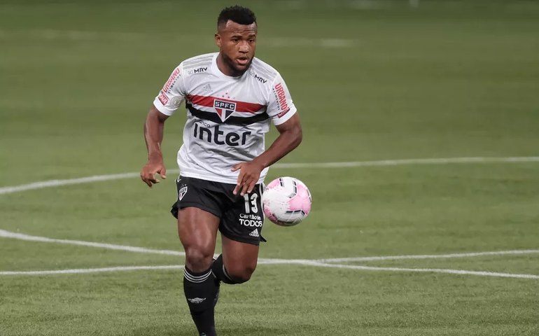 Luan vai passar por cirurgia no coxa e aumenta lista de desfalques no São Paulo