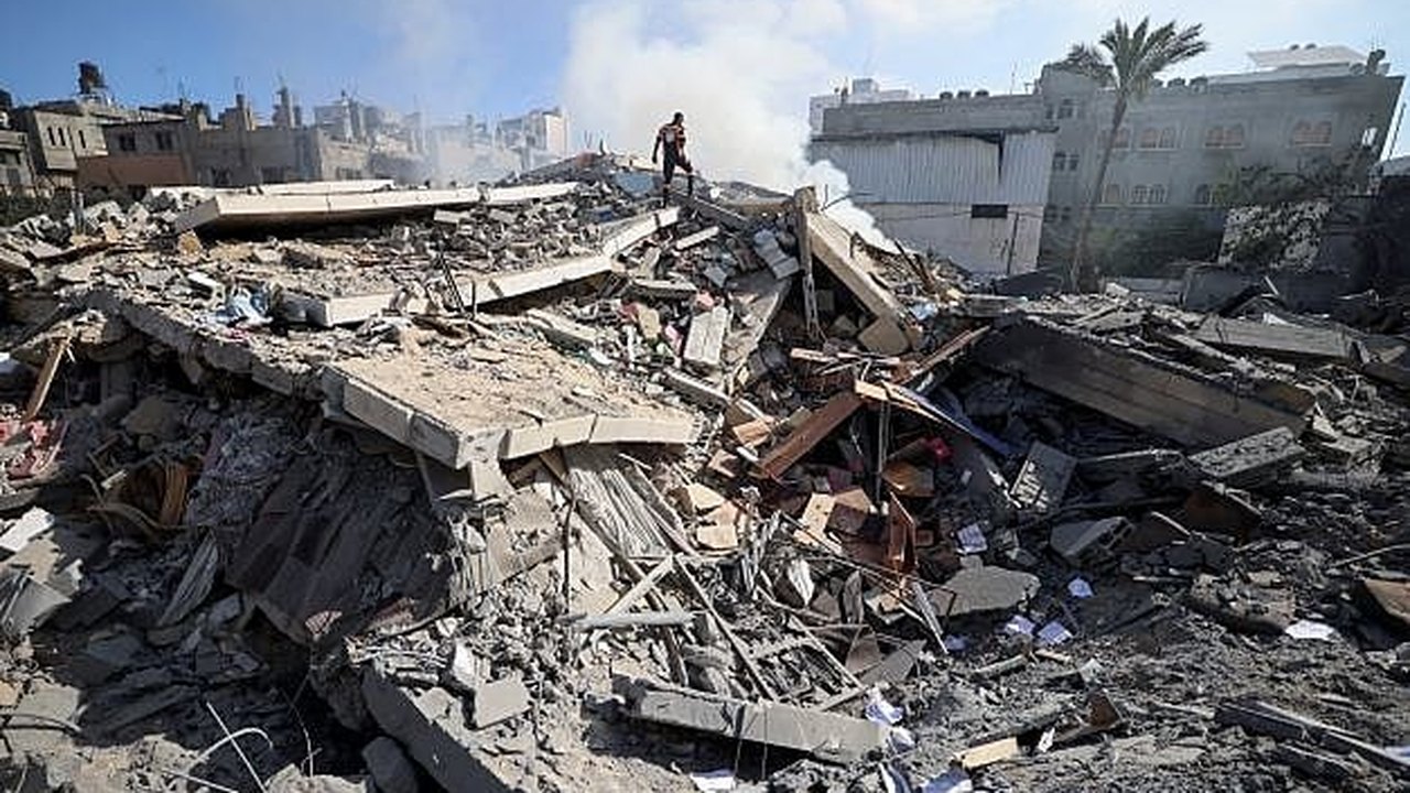 Ataque de Israel no domingo a duas escolas mata 30 na Faixa de Gaza