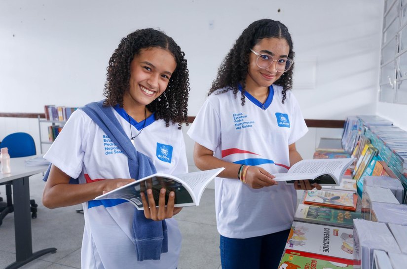 Secretaria de Educação celebra Dia Mundial do Livro valorizando a literatura alagoana