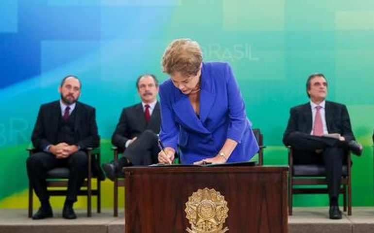 Medidas anticorrupção fortalecem luta contra a impunidade, destaca Dilma