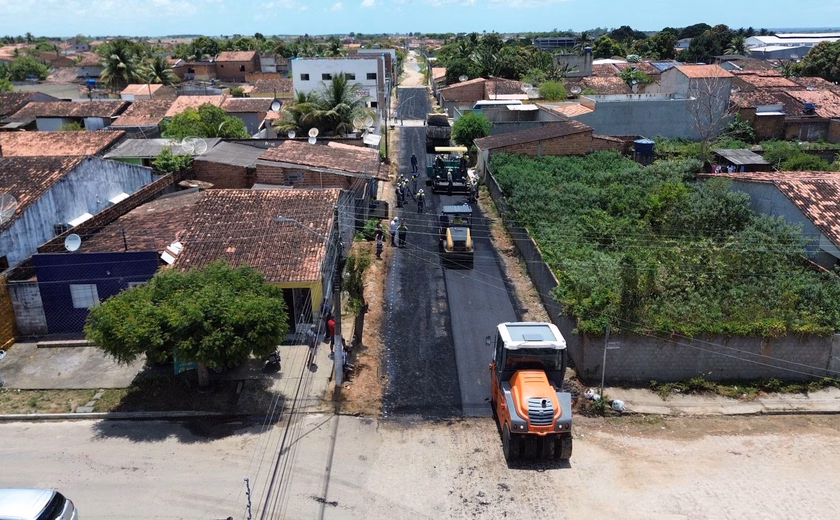 Programa Pavimenta Penedo inicia trabalho para mais 16 km de vias públicas