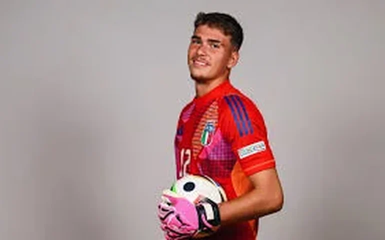 Jornal francês destaca italo-brasileiro Renato Marin após nova atuação pelo PSG: ‘Deixou sua marca’