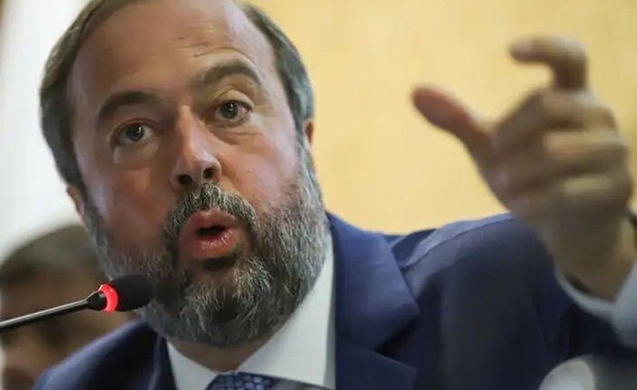 Conta de luz grátis e mercado aberto na mira do Congresso Conta de luz grátis e mercado aberto na mira do Congresso