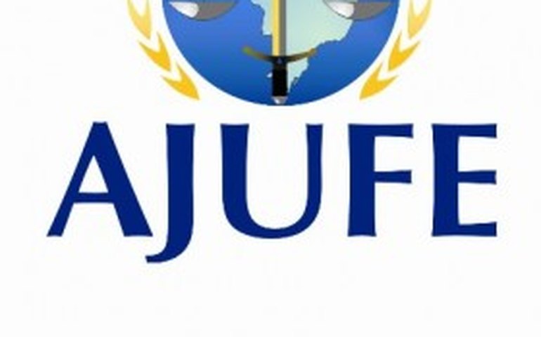 Juízes federais reagem a Bolsonaro por ataques a Alexandre de Moraes