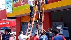ELETROCUTADO NO CENTRO