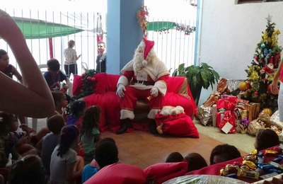 Crianças da Rubens Colaço ganham festa de Natal antecipada