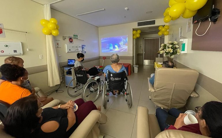 Setembro Amarelo: Hospital Maceió promove sessão de cinema que reforça importância do cuidado com a saúde mental