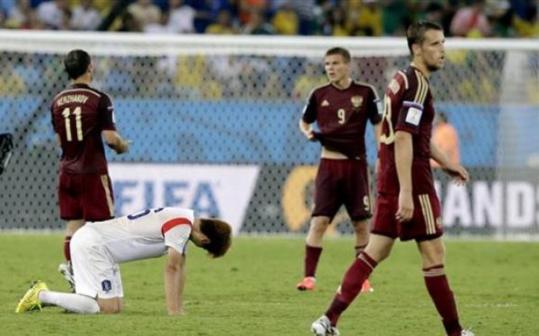 Em jogo equilibrado no campo e no placar, russos e sul-coreanos empatam em 1 x 1