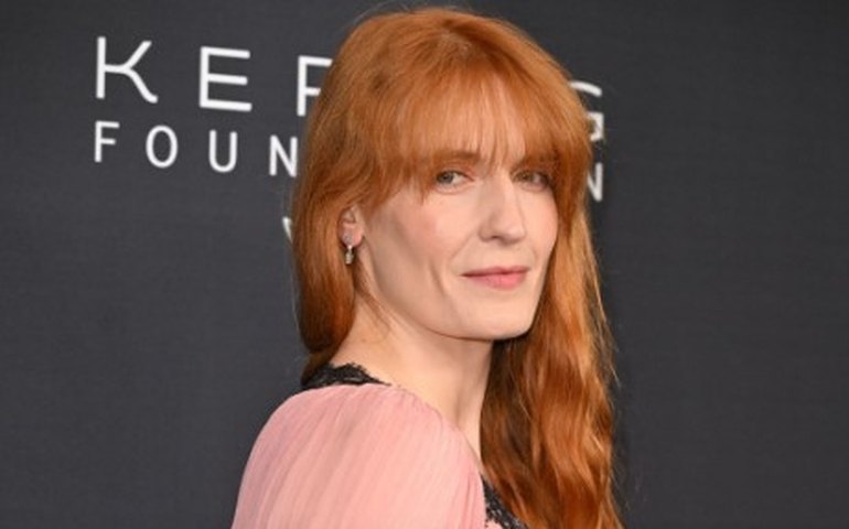 Florence Welch revela já ter sofrido aborto: O mais perto que cheguei da morte
