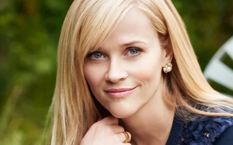 Reese Witherspoon lamenta morte de James Van Der Beek, ator de 'Legalmente Loira'