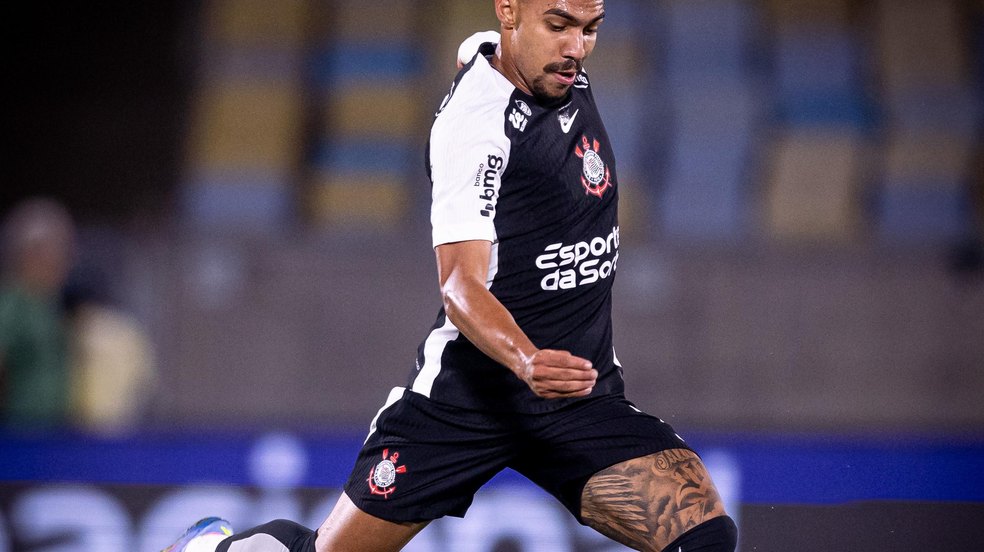 Timão desbanca o embalado Fluminense no Maracanã