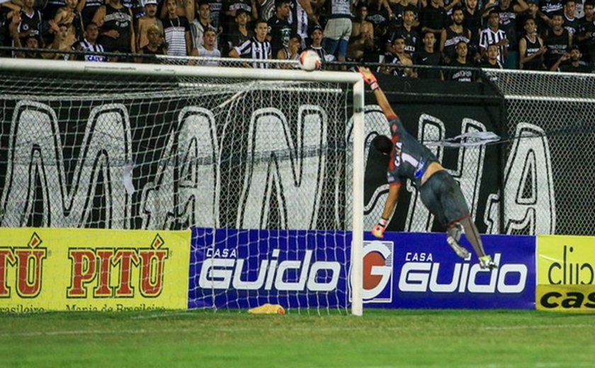 Leandro Kível faz gol improvável, e líder ASA derrota o CRB no clássico