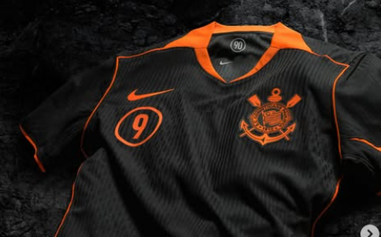 Corinthians lança nova camisa e pode estrear a novidade contra o Flamengo na Neo Química