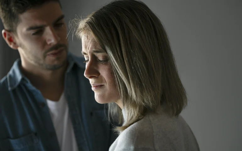 Quer terminar seu relacionamento antes do final de ano? Especialista orienta melhor momento para o término