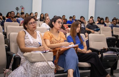 Servidoras da Educação de Maceió participam de simpósio sobre alfabetização e literatura