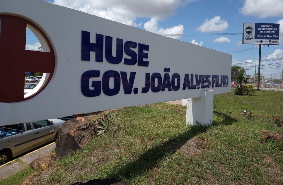 Duas vítimas de acidente na BR-235 permanecem internadas e outro recebe alta, diz Huse