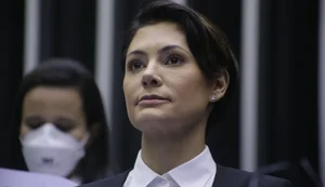 Michele Bolsonaro em Plenário. Fonte: Internet