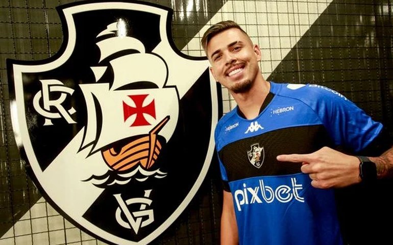 Vasco anuncia goleiro Ivan, ex-Corinthians, e renova com Alex Teixeikra e jovens