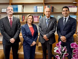 Corregedor-geral Celyrio Adamastor recebe ministra Marluce Caldas em visita institucional.