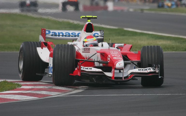 Ricardo Zonta faz a pole e larga na frente em Velocittá na sexta etapa da Stock Car