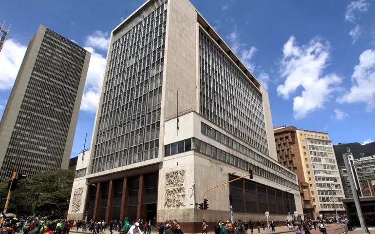 BC da Colômbia decide por unanimidade manter taxa de juros em 13,25% ao ano