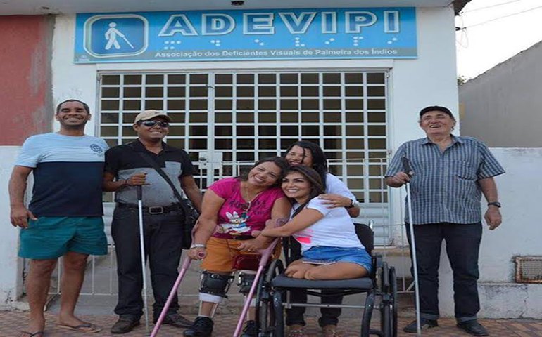 Thaise Guedes visita ADEVIPI e realiza &#8216;mutirão do bem&#8217; em Palmeira dos Índios