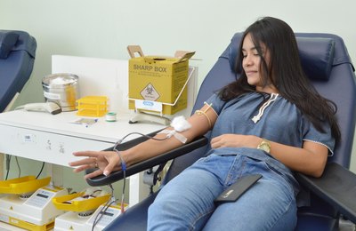 Hemoal promove campanha Junho Vermelho para incentivar doação voluntária de sangue