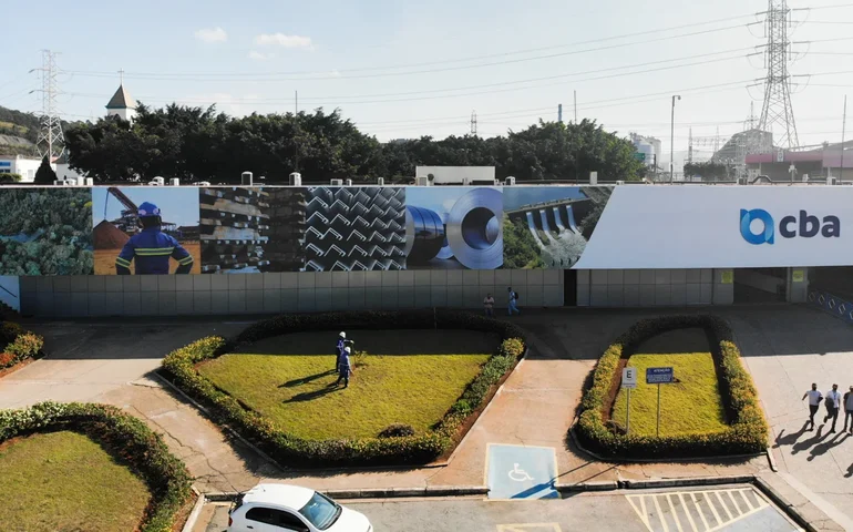 CBA registra EBITDA ajustado de R$ 257 milhões no 4º trimestre. Companhia encerra 2025 com lucro acumulado de R$ 230 milhões