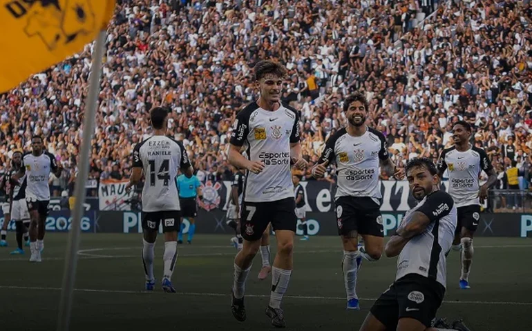 Corinthians faz o básico, vence o Vasco com um a menos em Itaquera e deixa o Z-4 do Brasileirão