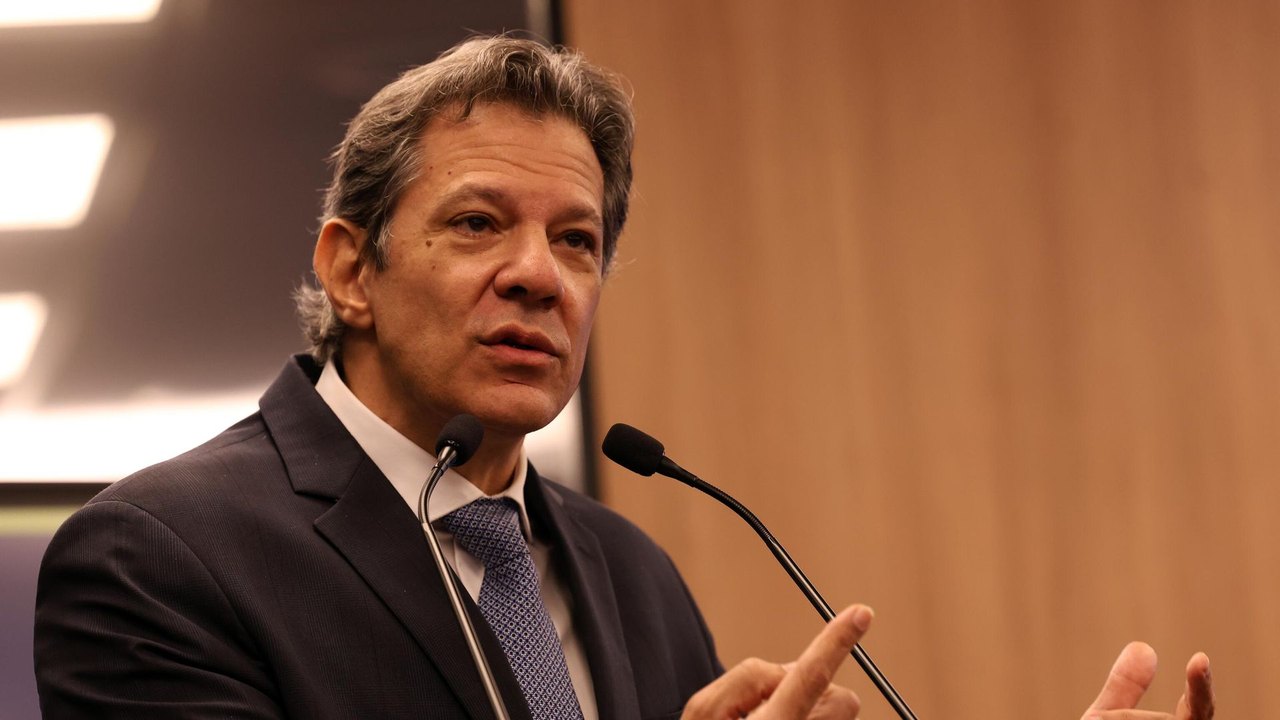 Haddad denuncia ação intimidatória da PM em SP