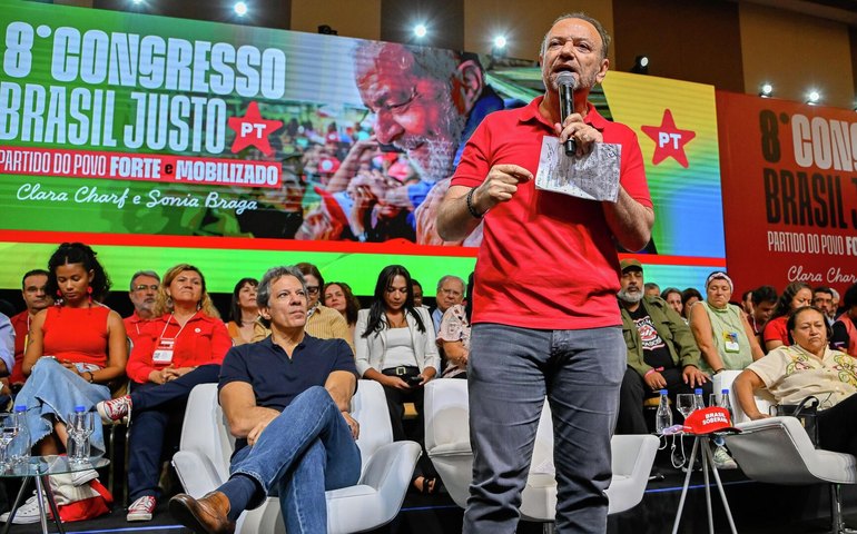 Presidente do PT defende reformas no Judiciário e Legislativo em vídeo