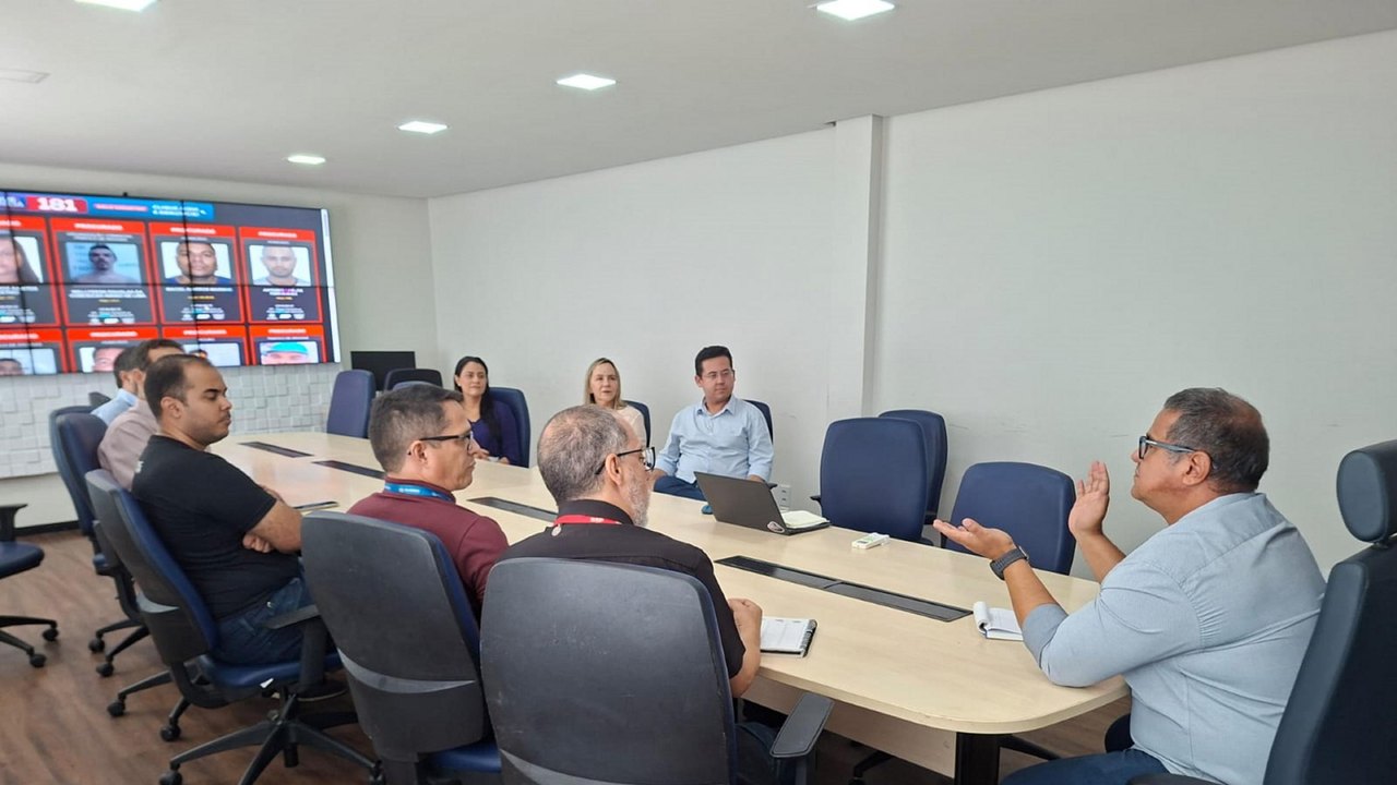 SSP discute integração do videomonitoramento de Flexeiras à rede estadual