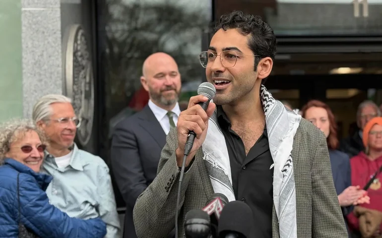 Juiz bloqueia deportação de ativista palestino que liderou protestos em Columbia