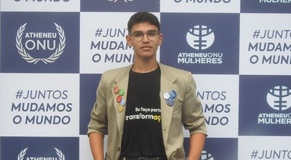 Aluno de escola pública sergipana realiza simulação de assembleia da ONU em Harvard