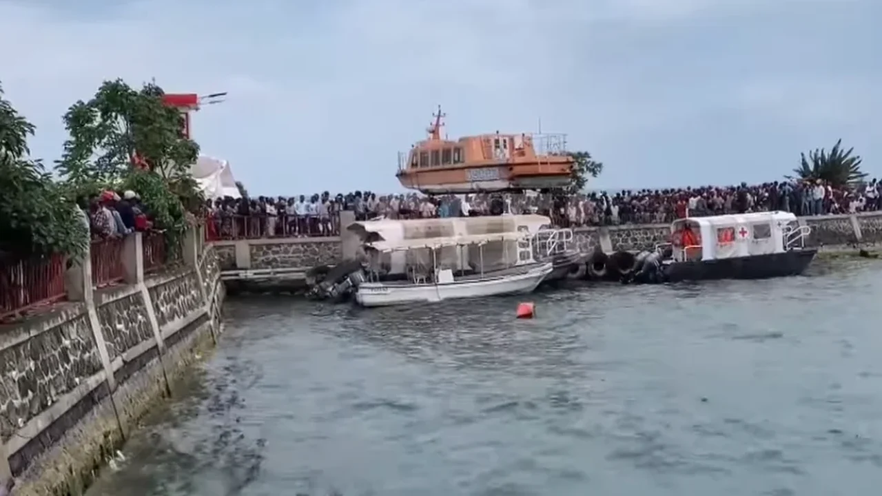Pelo menos 78 pessoas morrem após barco virar no Congo