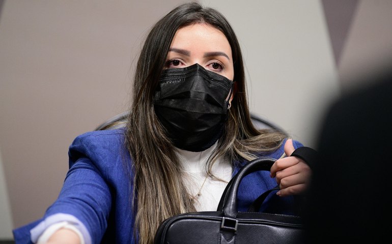 Emanuela nega &#8216;má-fé&#8217; em contrato de testes da precisa investigado no DF