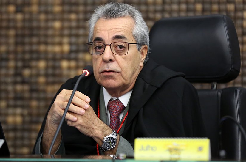 Estado deve custear viagens de paciente e acompanhante fora de Alagoas