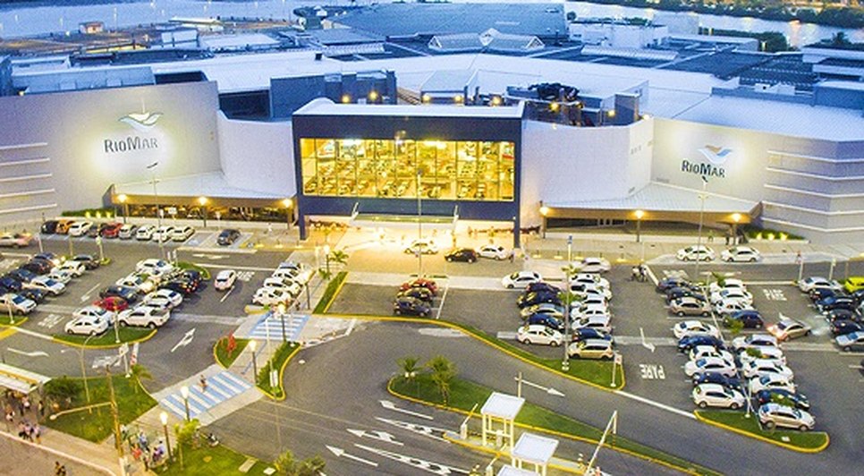 Shoppings-RioMar-Aracaju-e-Jardins.jpg