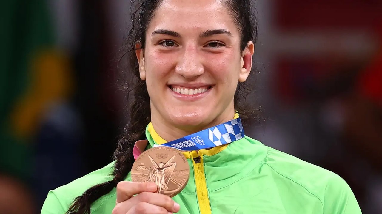 Mayra Aguiar faz história e conquista a medalha de ouro inédita no Grand Slam de Tóquio de judô
