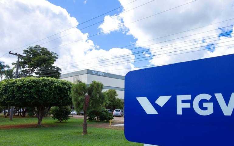 Confiança empresarial recua pelo terceiro mês seguido e atinge 90,6 pontos em abril, aponta FGV