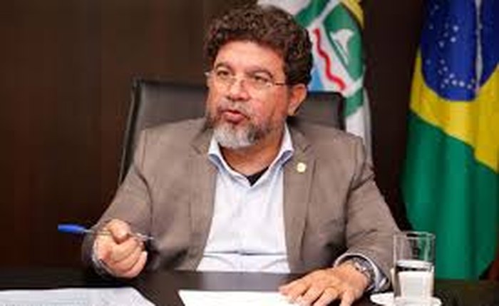 Vice-presidente do TJAL, Carlos Cavalcanti, enfrenta acusações