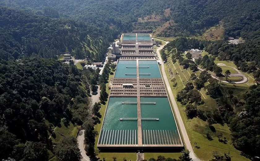 Associação do setor de saneamento estima aumento de impostos com Reforma Tributária
