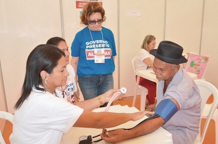 Sesau leva serviços para Cacimbinhas durante dia D do Governo Presente