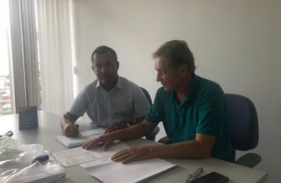 Prefeito entrega documentação na CEF para liberação de recursos da orla de Belo Monte