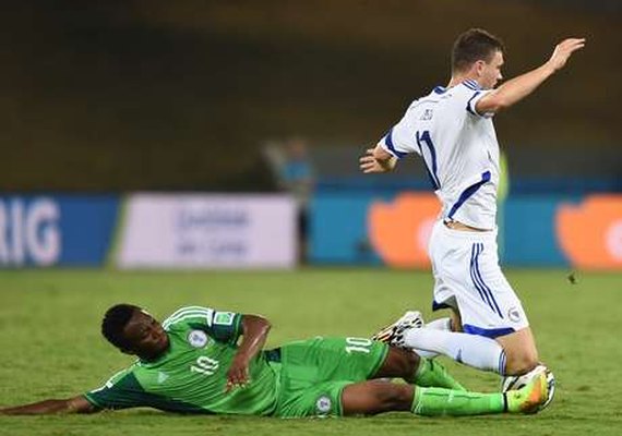 Klose marca, iguala Ronaldo 'Fenômeno' e vira maior artilheiro das