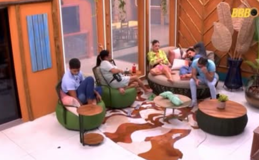 Noite e madrugada do 'BBB 25' têm Prova do Líder, troca de quarto e conversa sobre alianças
