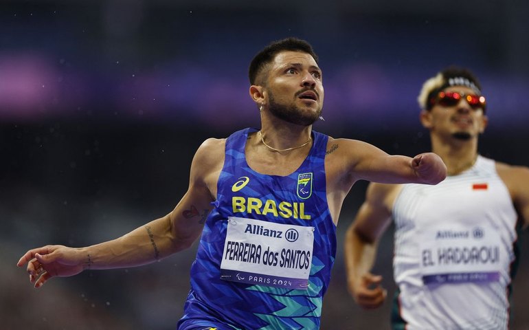 Atletismo leva mais 2 ouros com Petrúcio Ferreira e Ricardo Mendonça