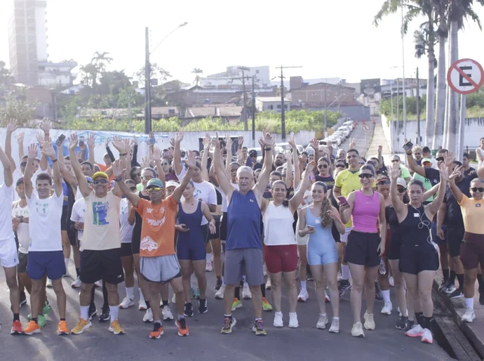 Treino coletivo prepara atletas para a 1ª Meia Maratona de Palmeira