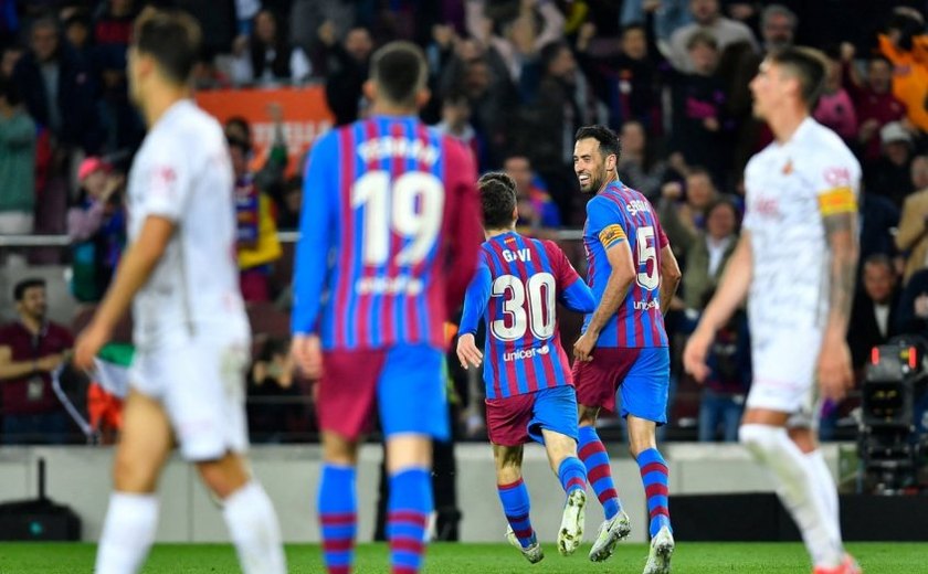 Barcelona desencanta em casa, bate Mallorca e reassume segundo lugar do Espanhol