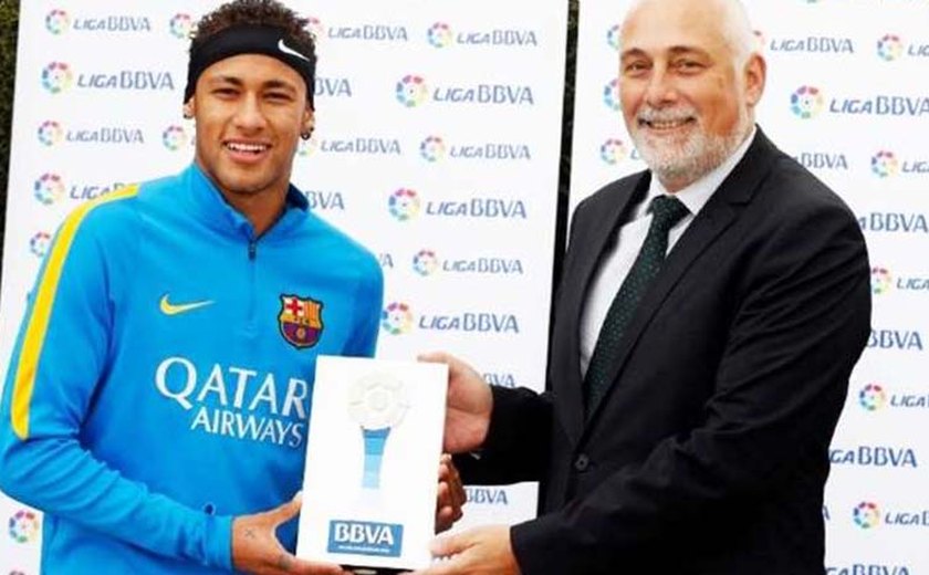 Neymar é o 1° do Barça a ser jogador do mês do Espanhol
